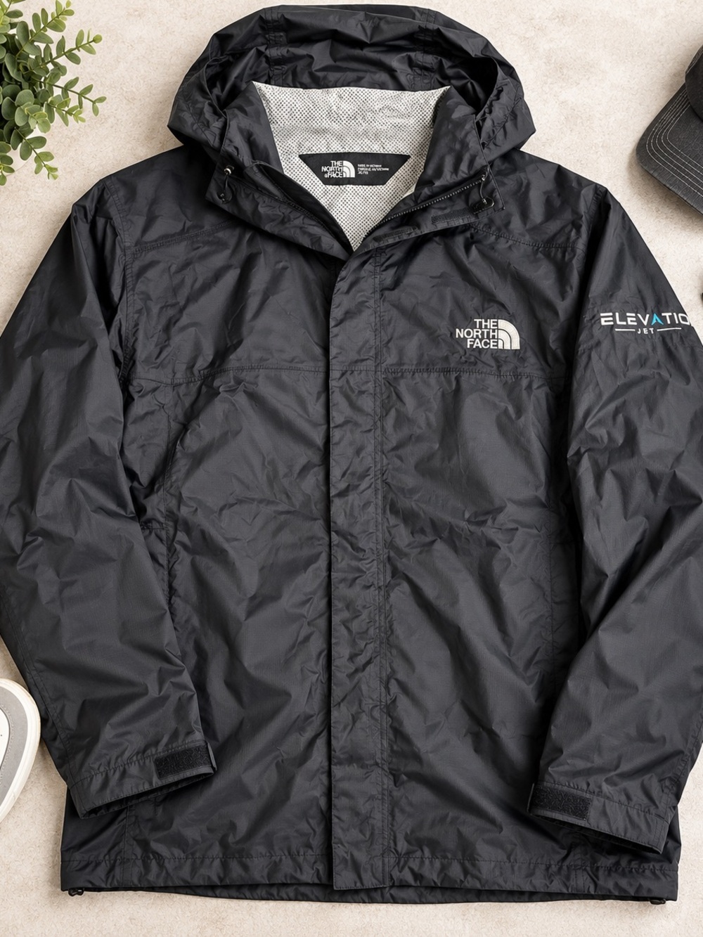 The North Face Black Elevation Jet Hooded Rain Jacket XL